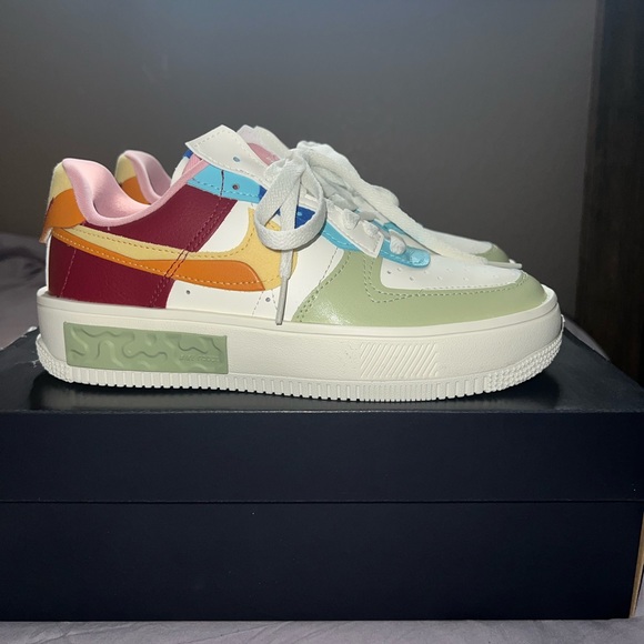 Nike Air Force 1 Fontanka - Picture 4 of 6